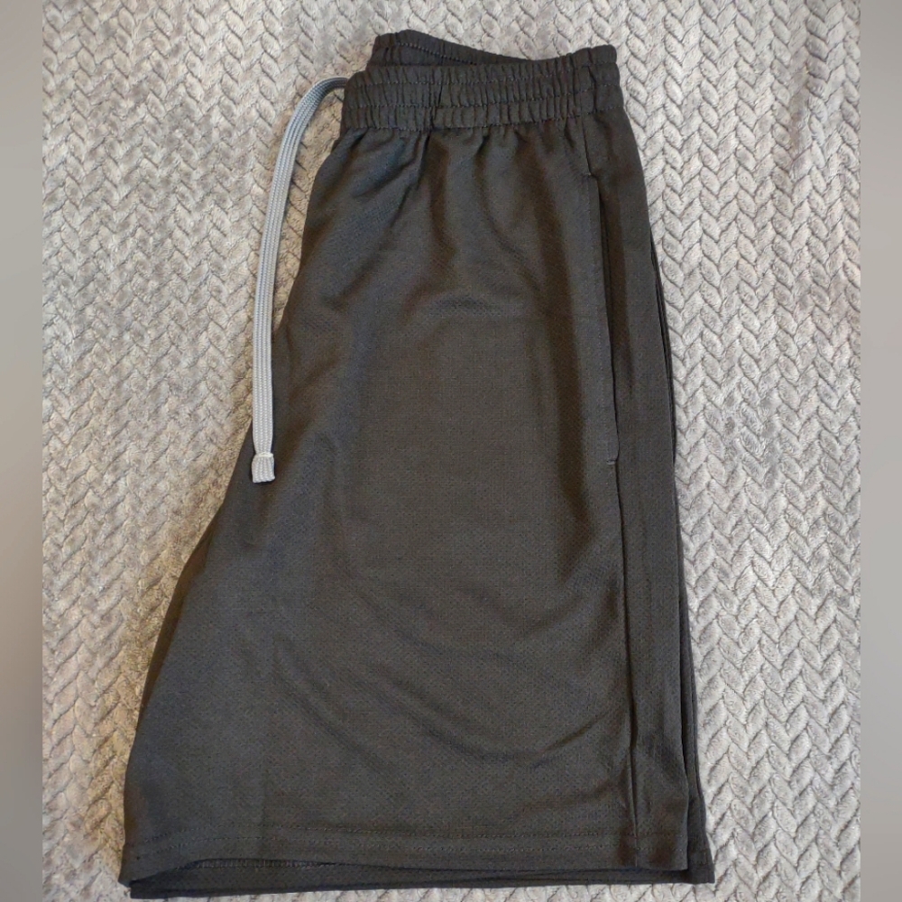 Amazon Essentials Mens Shorts, Small